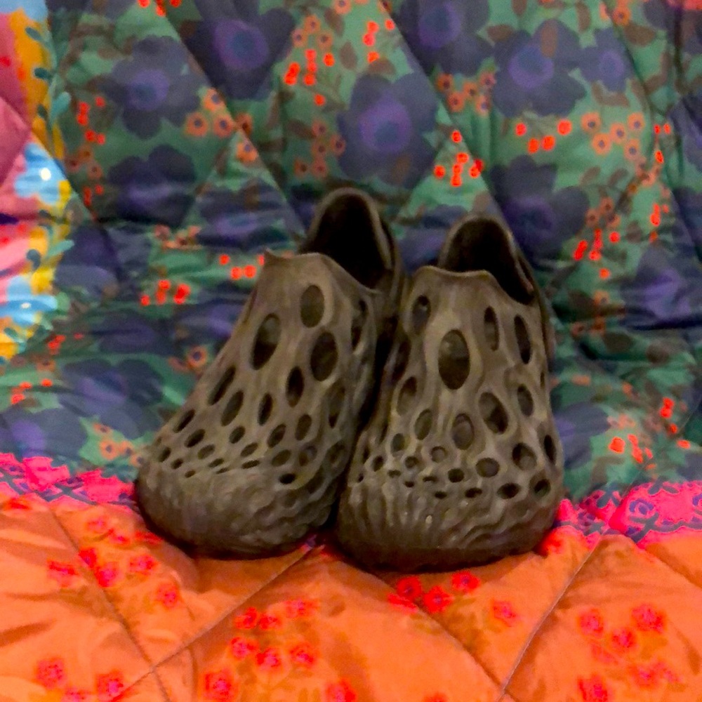 Merrell womens crocs, size 9